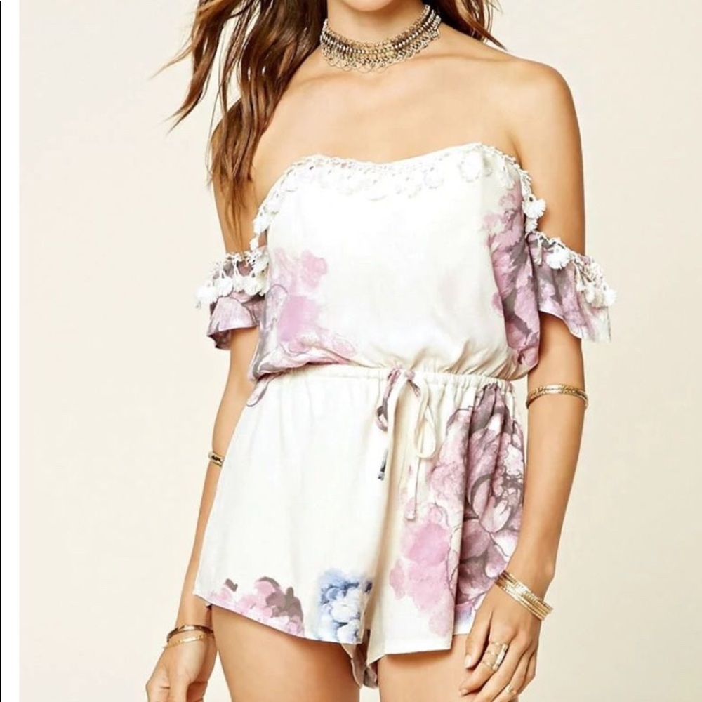 Selfie Leslie off the shoulder romper small